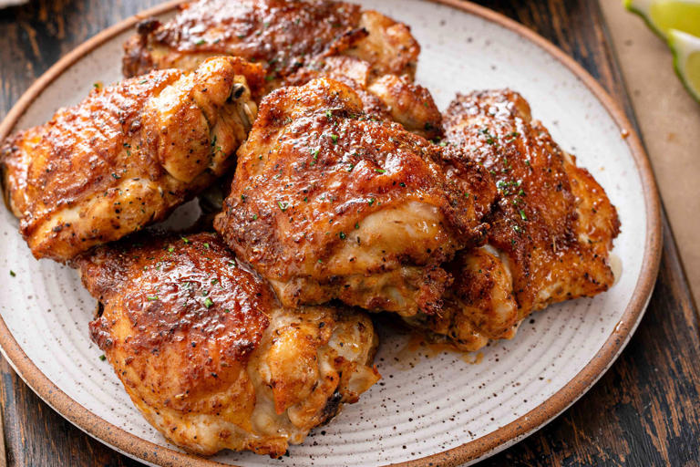 Experts agree there’s only one right way to cook chicken thighs