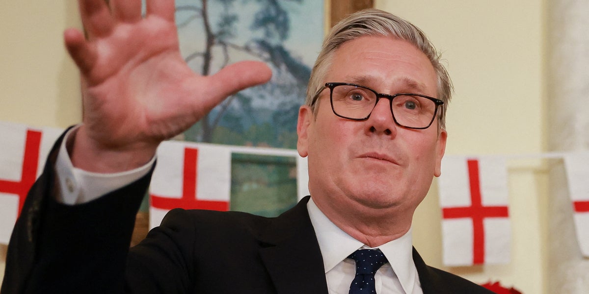 Sky News presenter says Keir Starmer is 'not waving, but drowning' in ...