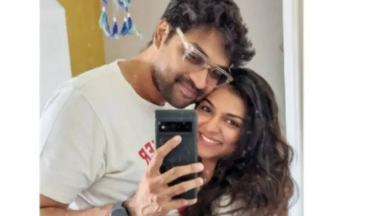 Raveena Ravi and 'Valatty' director Devan Jayakumar tie the knot ...