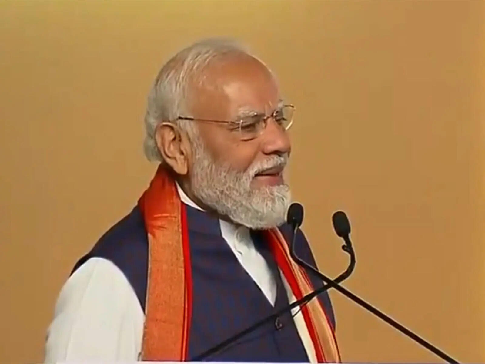 'Better to ally with me': PM Modi's jovial dig as CM Reddy seeks ...