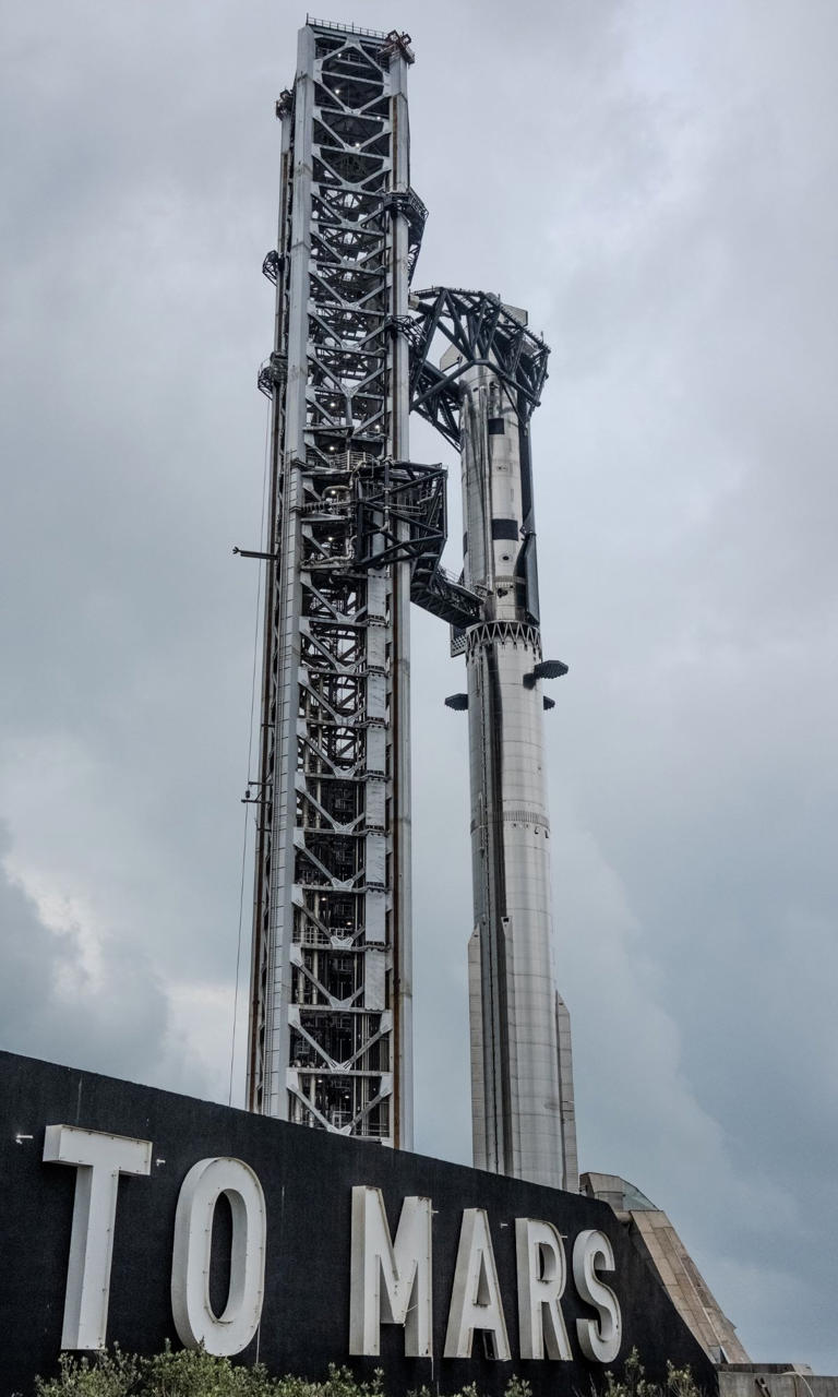 SpaceX stacks first Starship V3: The world's tallest rocket is ready ...