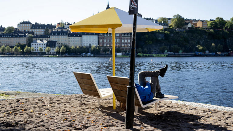 Därför ska du fotografera solstolen på semestern i sommar