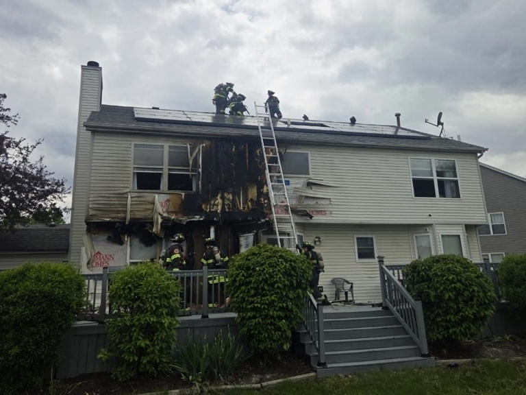 Joliet house fire on Arbor Gate Drive: Crews remained on the scene for ...
