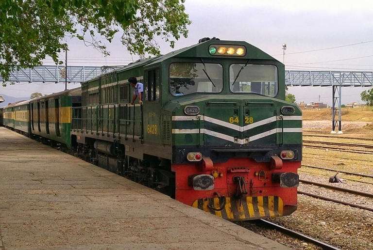 Pakistan rail chaos as all train services from Quetta abruptly suspended