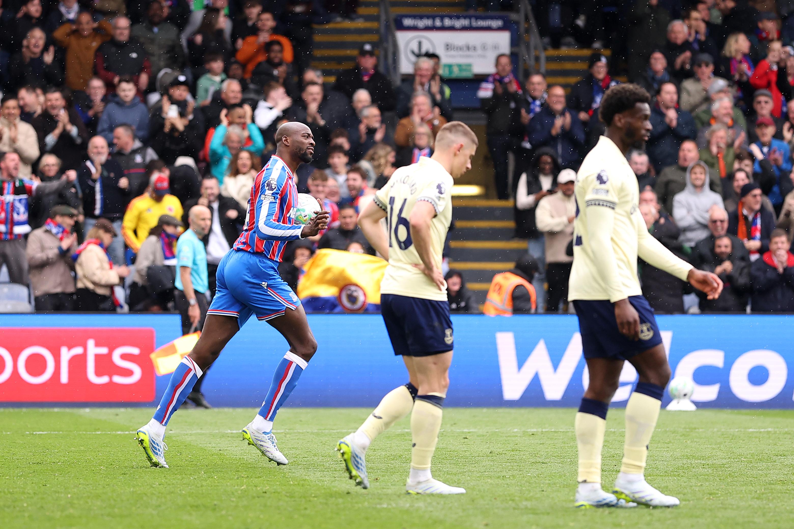 Everton notebook | Faultlines clear as end of campaign draws near