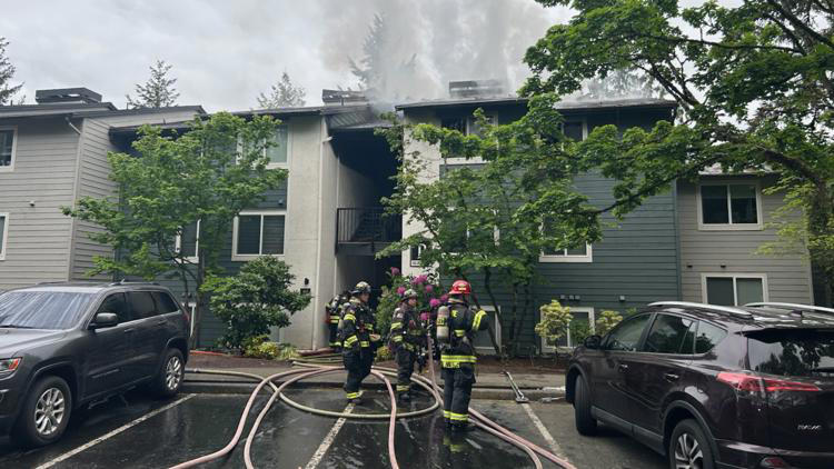 Two suffer life-threatening injuries in Sammamish apartment fire