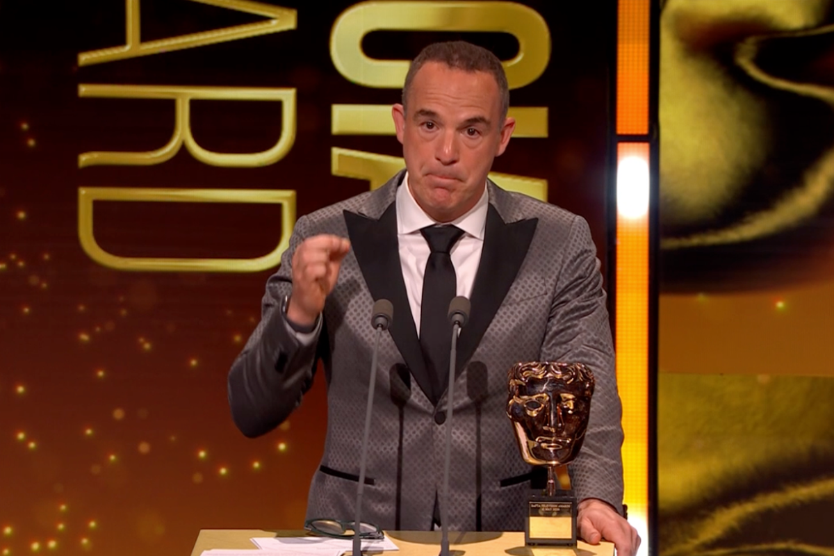Martin Lewis holds back tears as he pays tribute to late mother