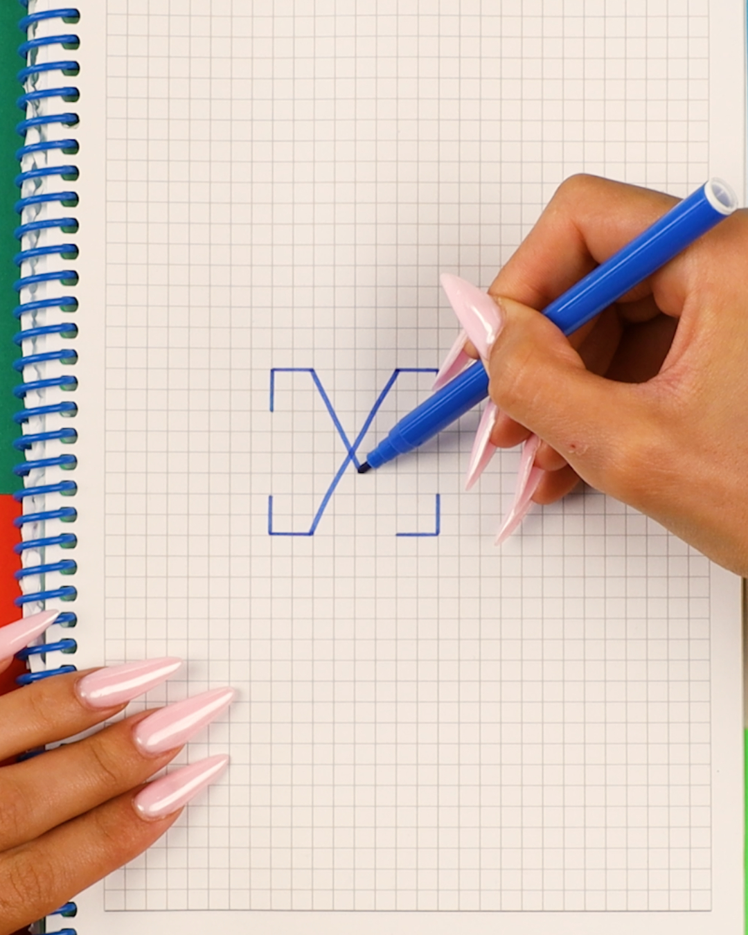 Satisfying line art trick 🖌️