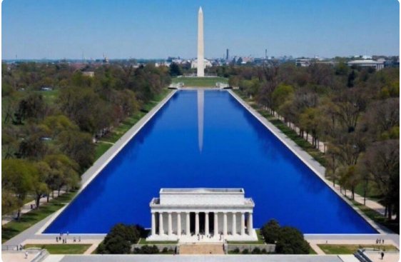 With his war at a crucial moment, Trump is repainting a pool