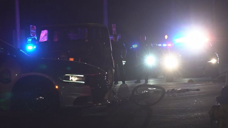 KPD: Bicyclist hospitalized after being hit by car