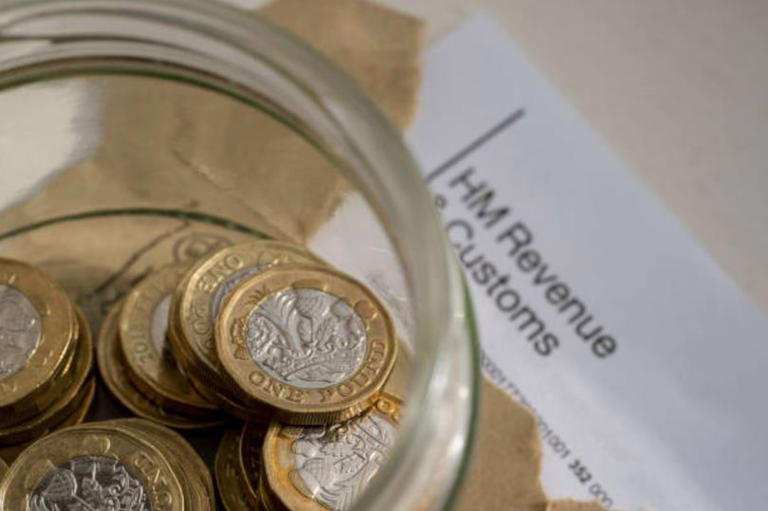 HMRC letters landing on doormats containing £2,200 boost for UK households
