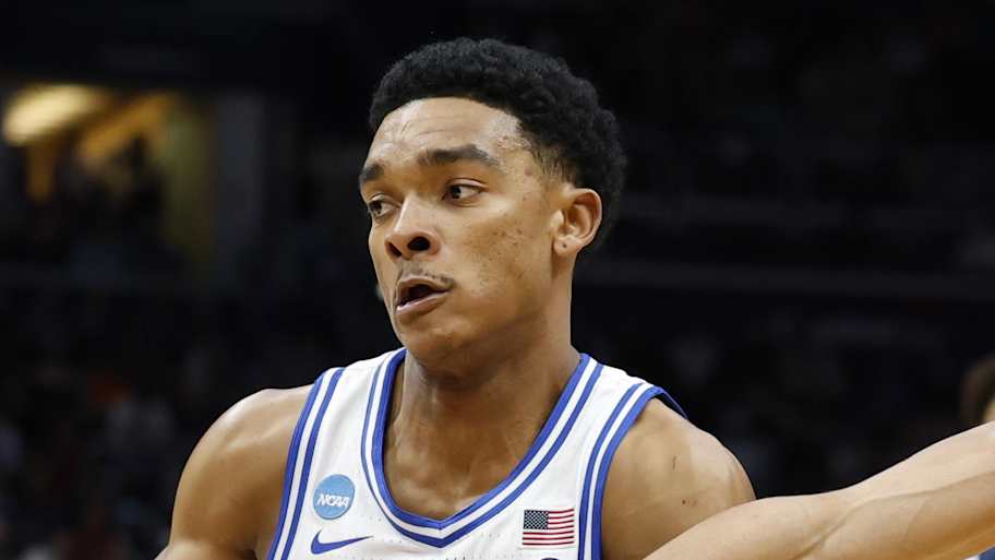 Boozer vs. Foster: Battle for Duke's starting PG spot