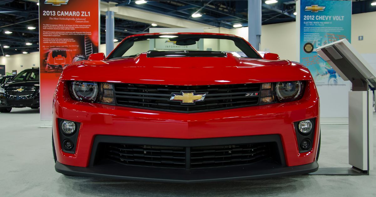 Il revend sa Chevrolet Camaro ZL1 2024 de fin de série et gagne 30 000 ...