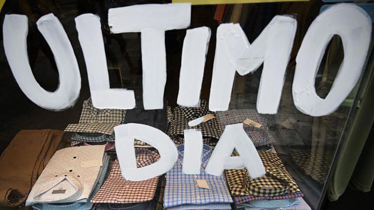 Mais de 1.600 lojas de roupas fecharam recentemente na Argentina