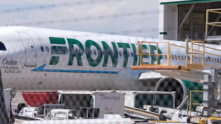NTSB investigates Frontier Airlines evacuation following fatal runway ...