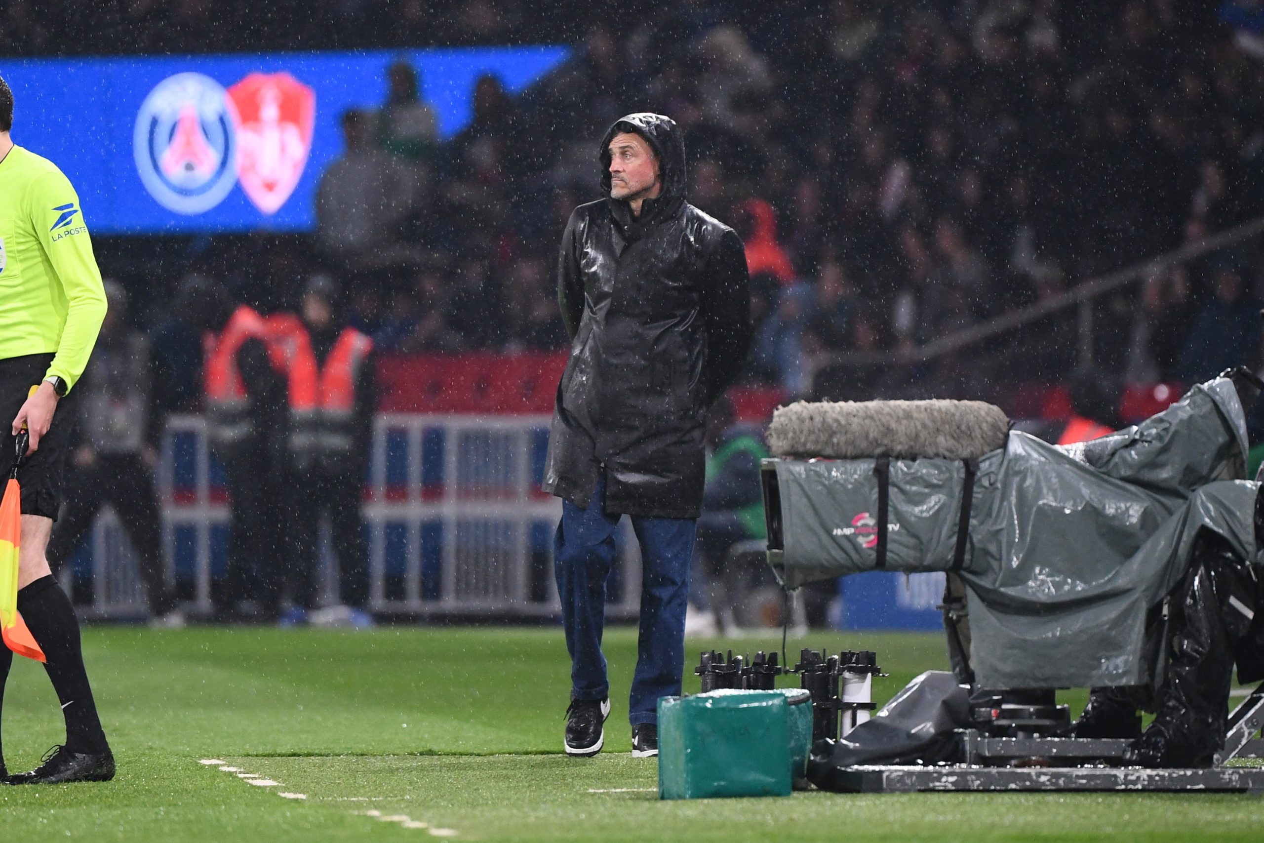 PSG/Brest – Luis Enrique avoue « c’est difficile d’avoir un entraîneur ...