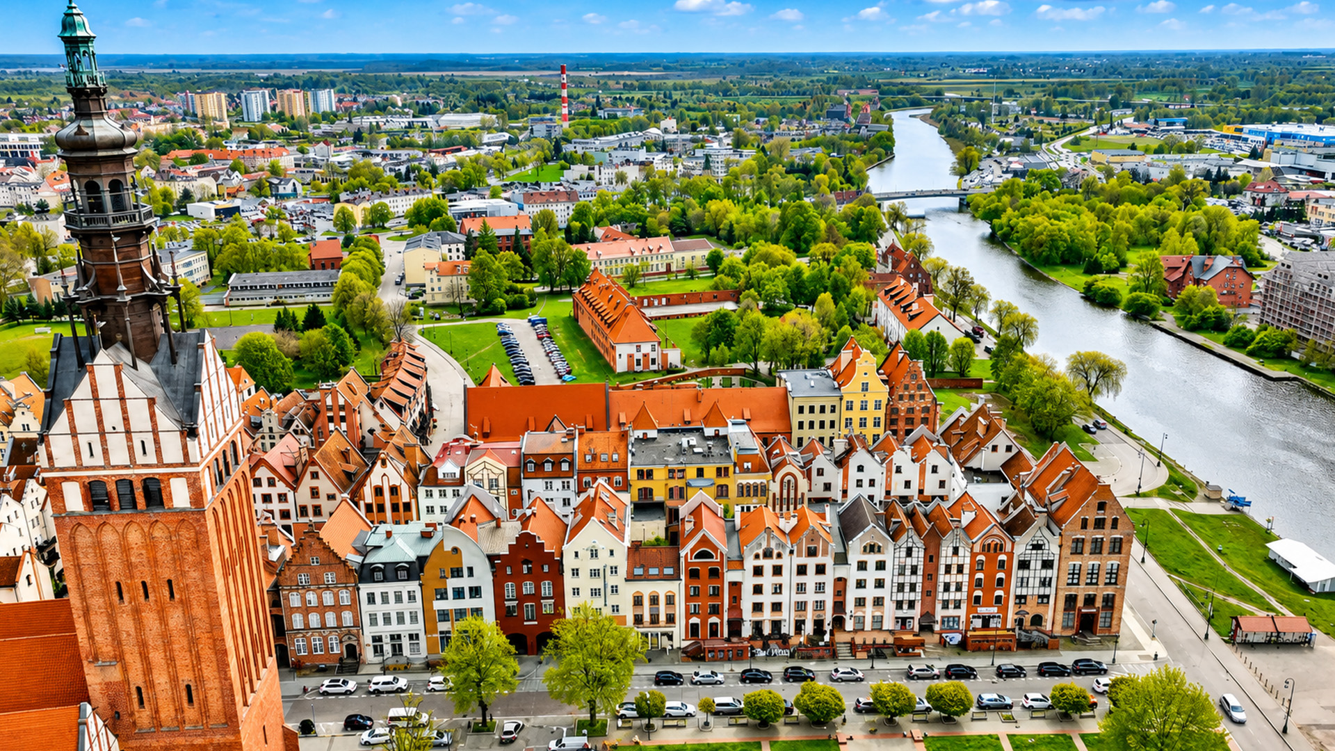 Colorful old town streets rebuilt along Poland’s Elbląg River
