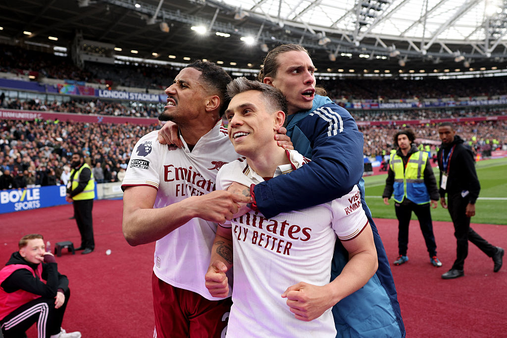 Arsenal nắm 87% cơ hội vô địch Ngoại hạng Anh