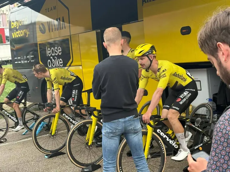 Grande partenza, part 2: The illogical logistics of the Giro caravan
