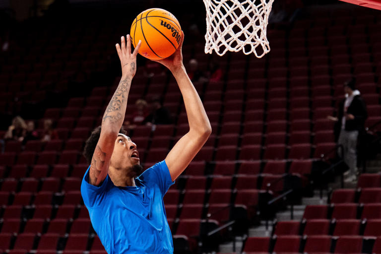 Seton Hall basketball adds center Devin Williams of Florida Atlantic