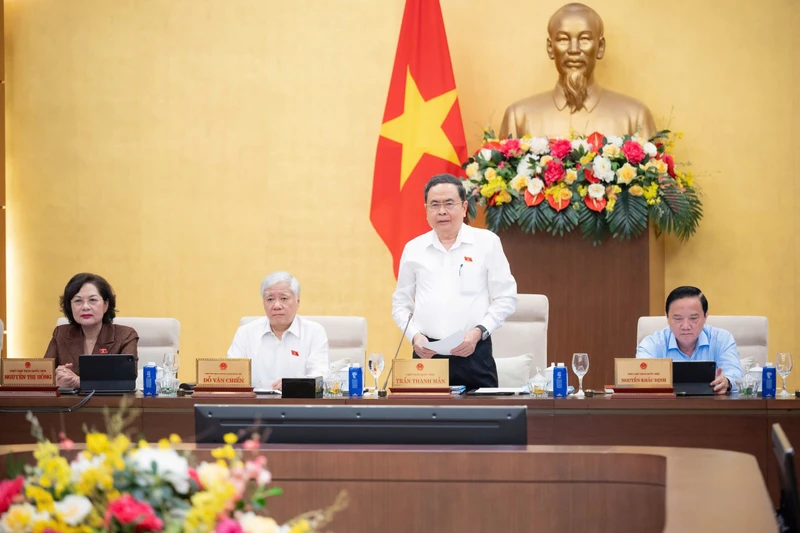 Chủ tịch Quốc hội: Không để phát sinh nợ đọng văn bản hướng dẫn thi hành luật