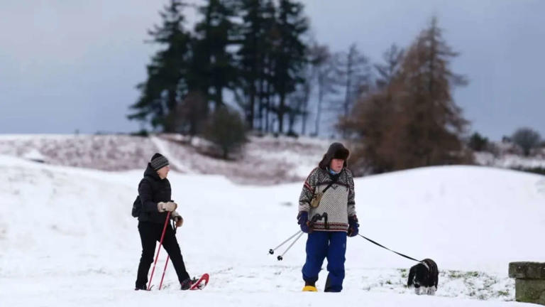 UK weather maps show 36 hours of May snow across England and Scotland ...