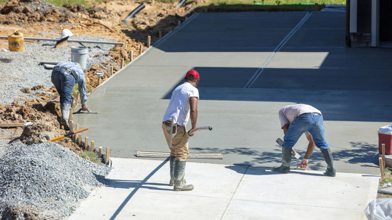 This driveway material costs less than concrete and holds up better ...