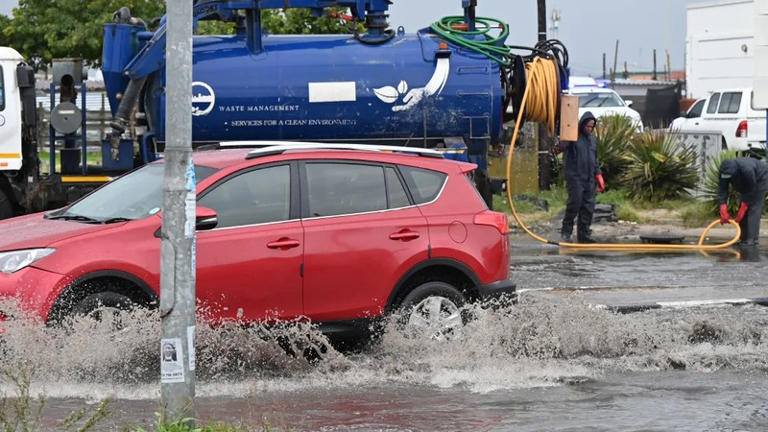 Cape Town storm damage continues into Tuesday as mop-up operations ...