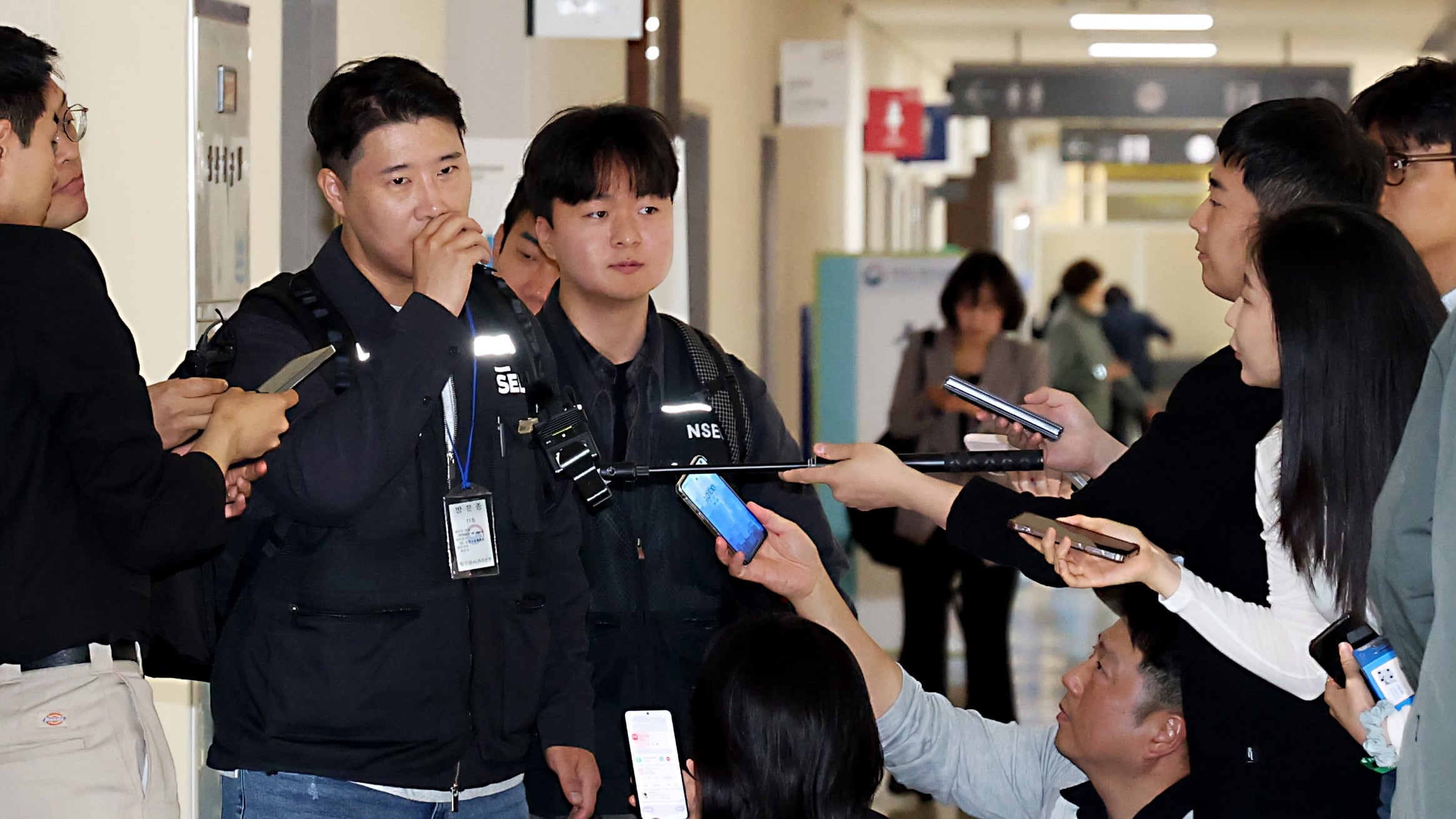 Police probe Samsung Electronics union blacklist allegations
