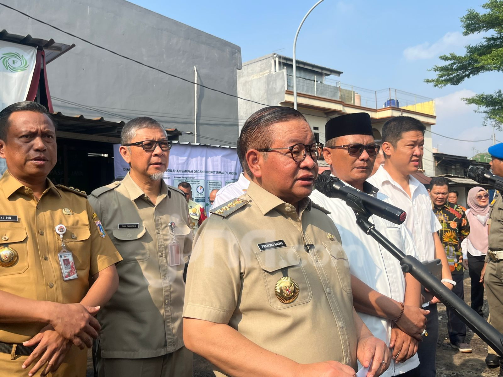 Pemprov DKI Manfaatkan Sampah Jadi Pupuk di Pasar Kramat Jati
