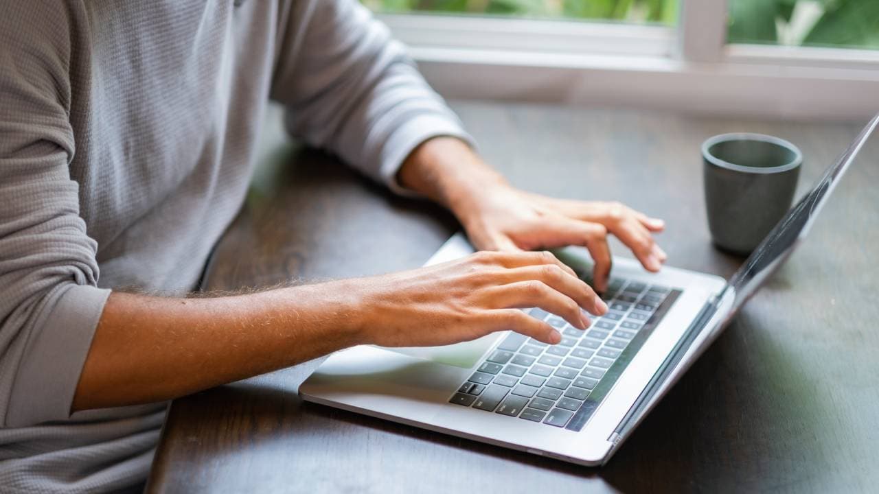 Breaking: Delhi govt announces 2-day work from home after PM Modi's ...