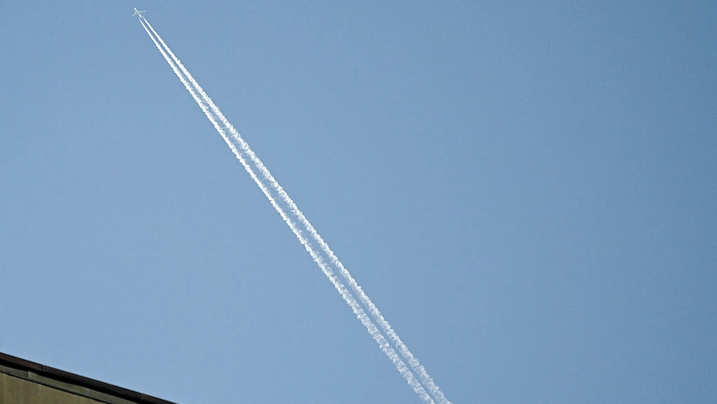 Airlines slash flights as fuel costs surge from Hormuz crisis