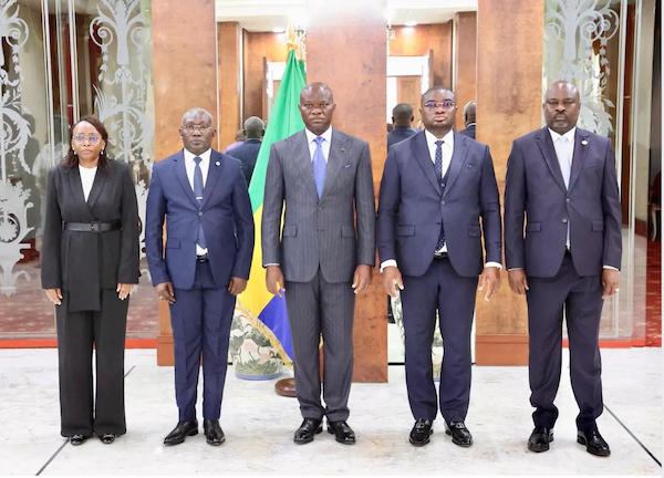 Cérémonie de prestation de serment de quatre Ambassadeurs du Gabon nouvellement accrédités