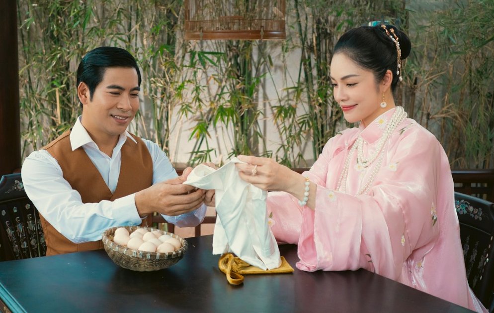 Tình tiết đáng chú ý của bộ phim nối sóng Bóng ma hạnh phúc