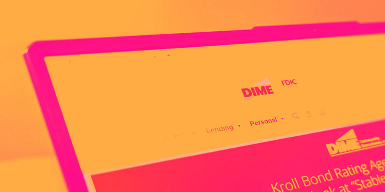 Dime Community Bancshares (DCOM): Buy, sell, or hold post Q1 earnings?