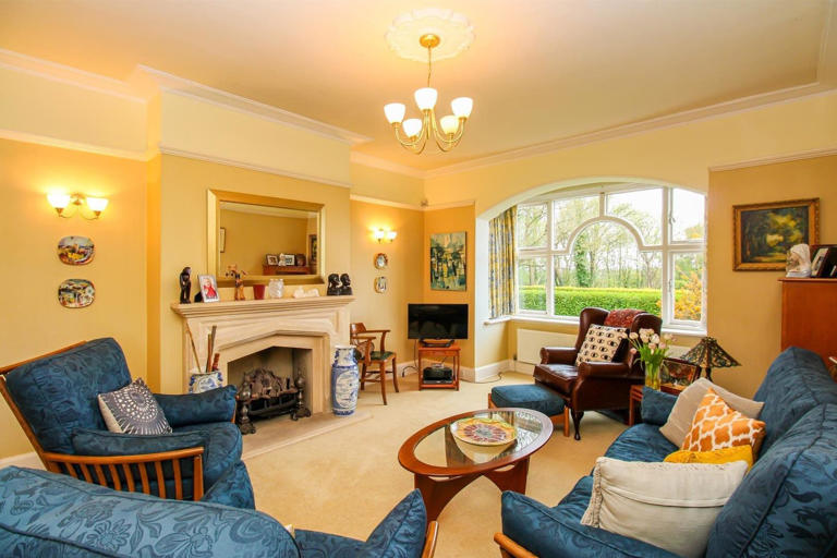 Inside a £655,000 Pontefract home with expansive gardens and ...
