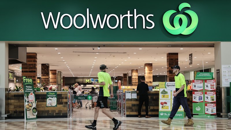 Woolworths worker who was told to cover his 'plumber’s crack' has case ...