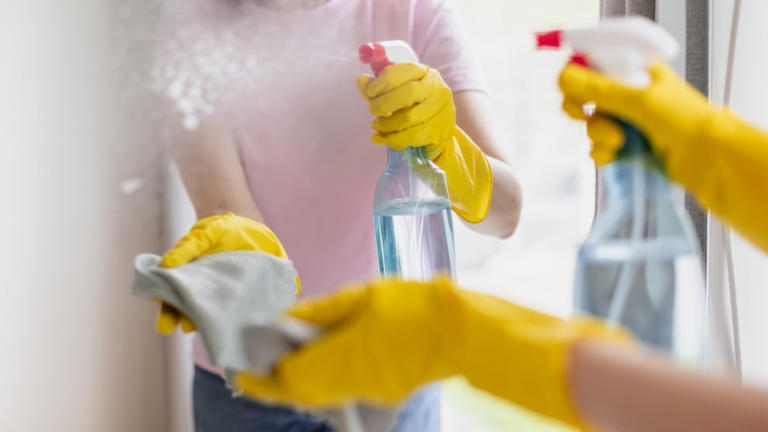 4 common mistakes when cleaning mirrors