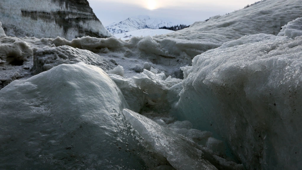 Scientists find warning signs before Alaska's 2025 megatsunami