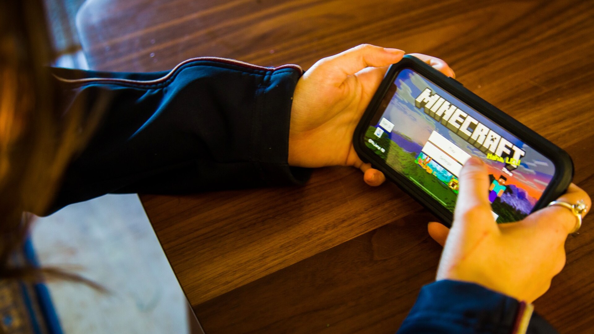 Jewish teen subjected to antisemitic slurs on Minecraft, royal ...