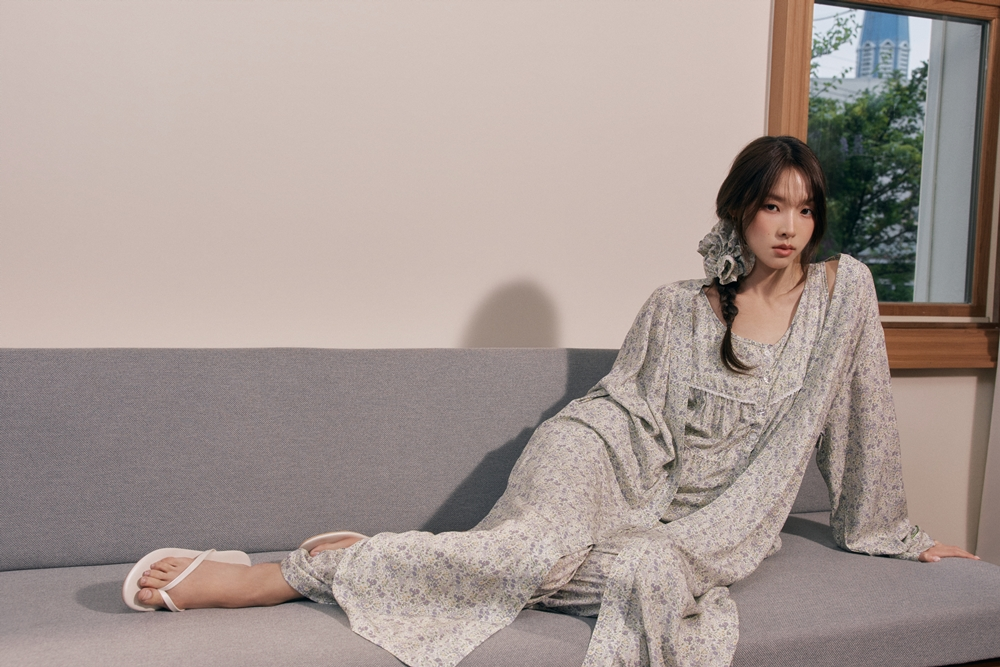 Choi Minasu, riding the CF wave