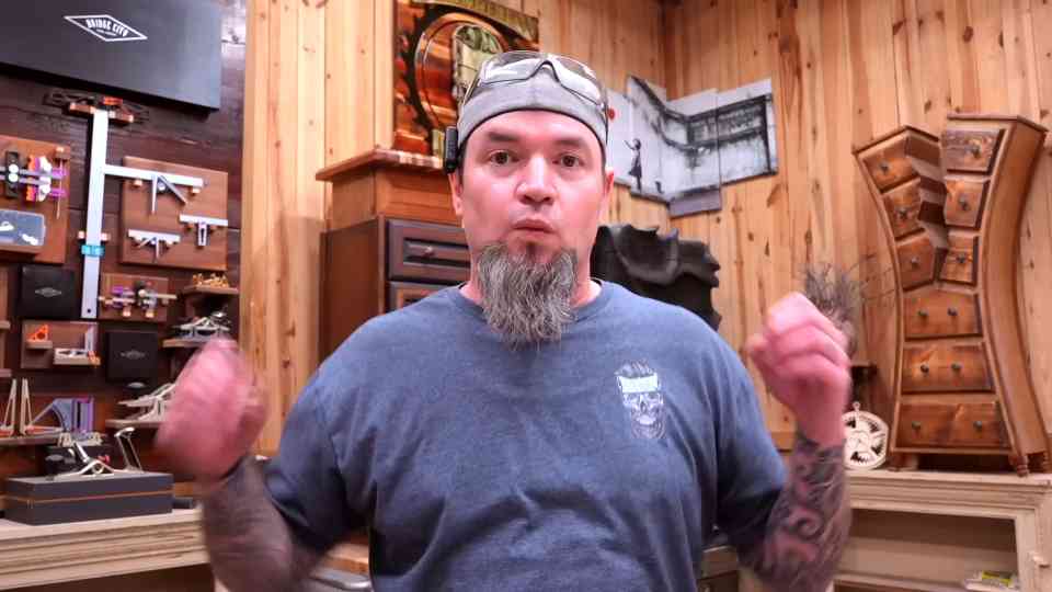 Watch how these 5 small woodworking projects turn into real sellers