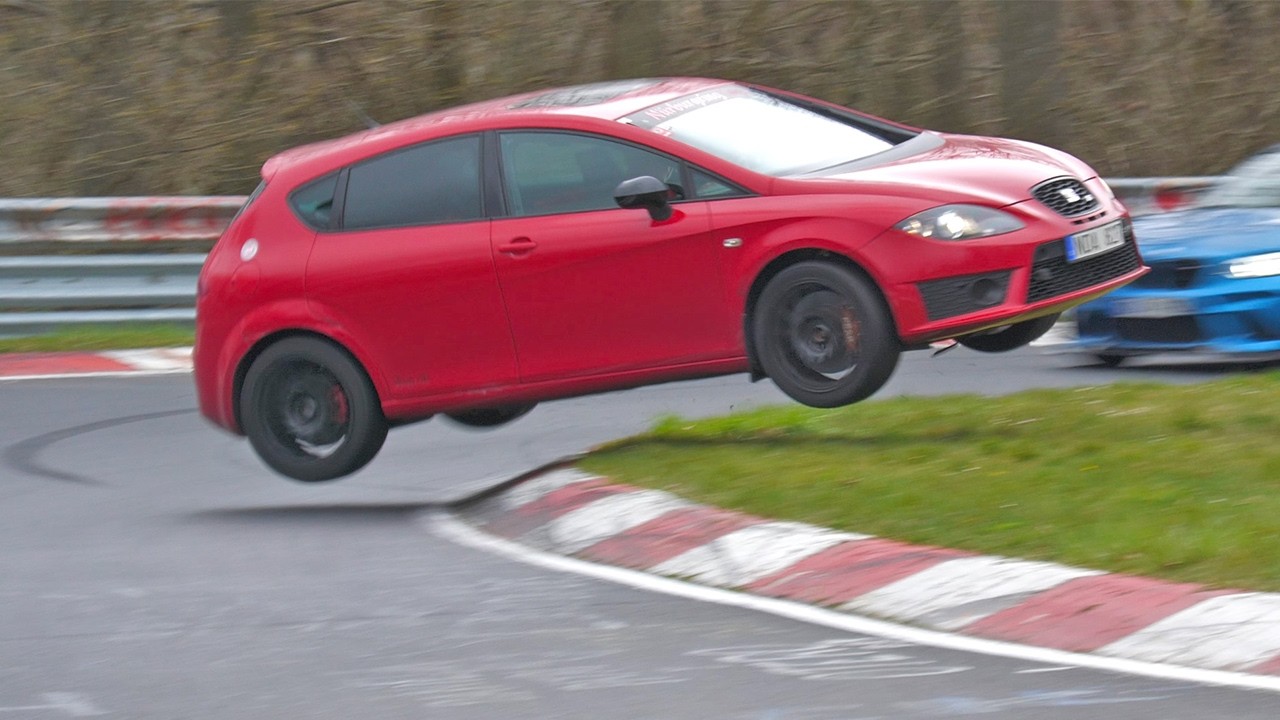 Snelle auto’s op de limiet op de Nürburgring