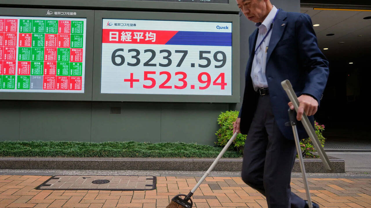 Asian markets mixed as oil prices surge following Trump's Iran ...