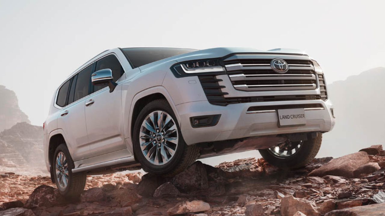 Toyota hikes Land Cruiser ZX price to ₹2.18 crore