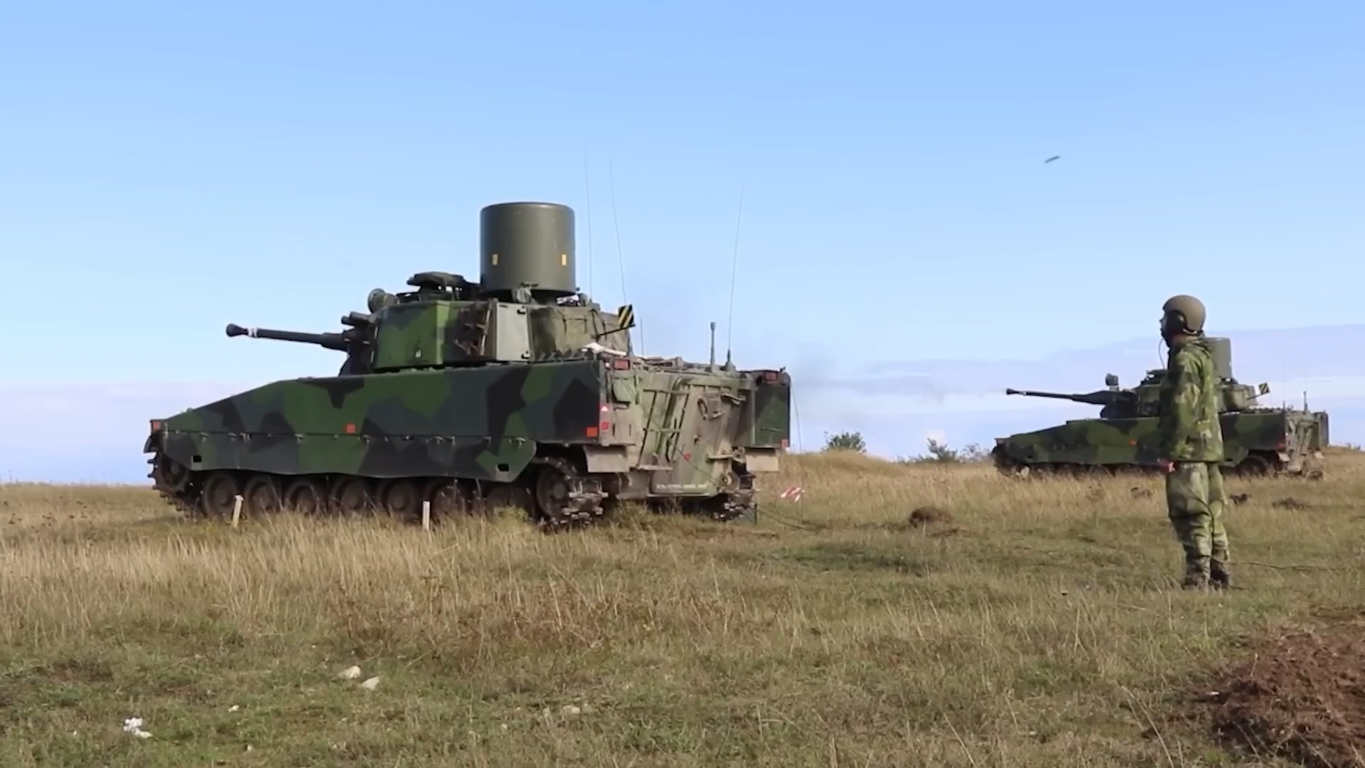 From Cold War roots to digital warfare: Sweden’s Lvkv 90 air defense ...