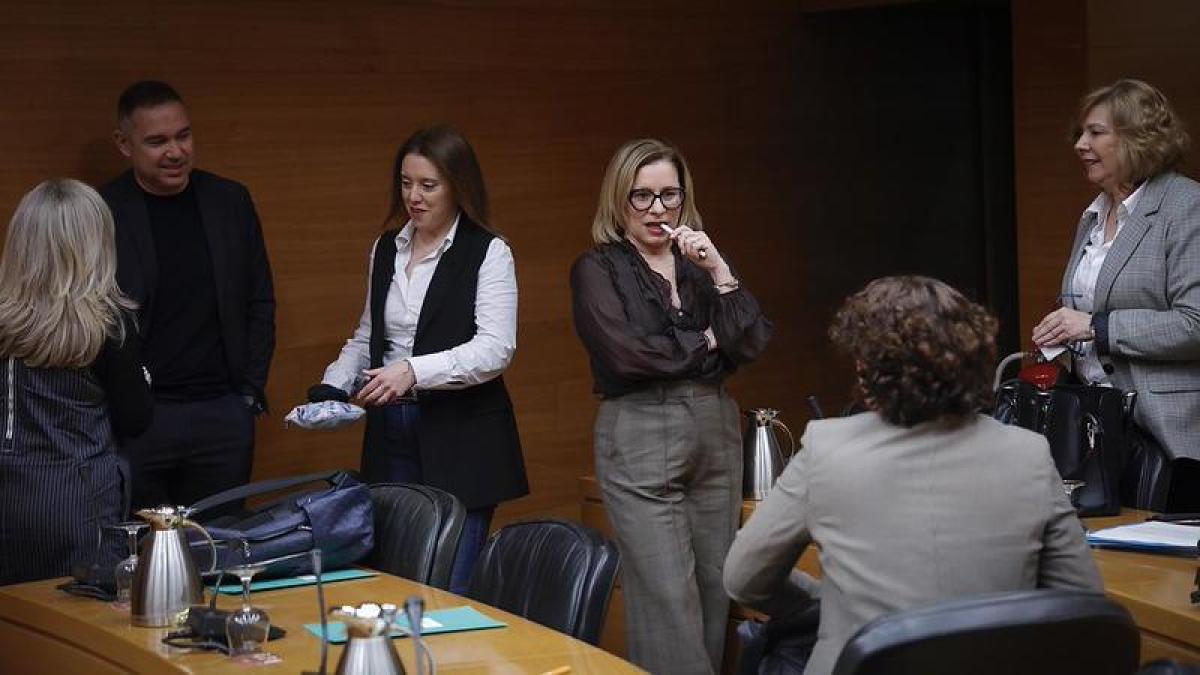 PP y Vox tumban la propuesta del PSPV para evitar hoteles a menos de ...