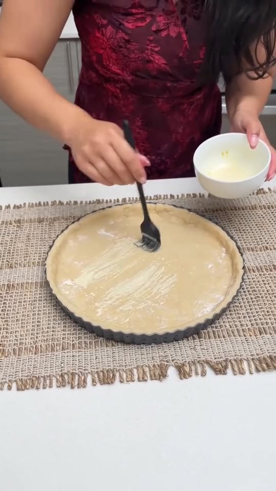 I learned how to make this pie in Italy, authentic recipe you can try ...