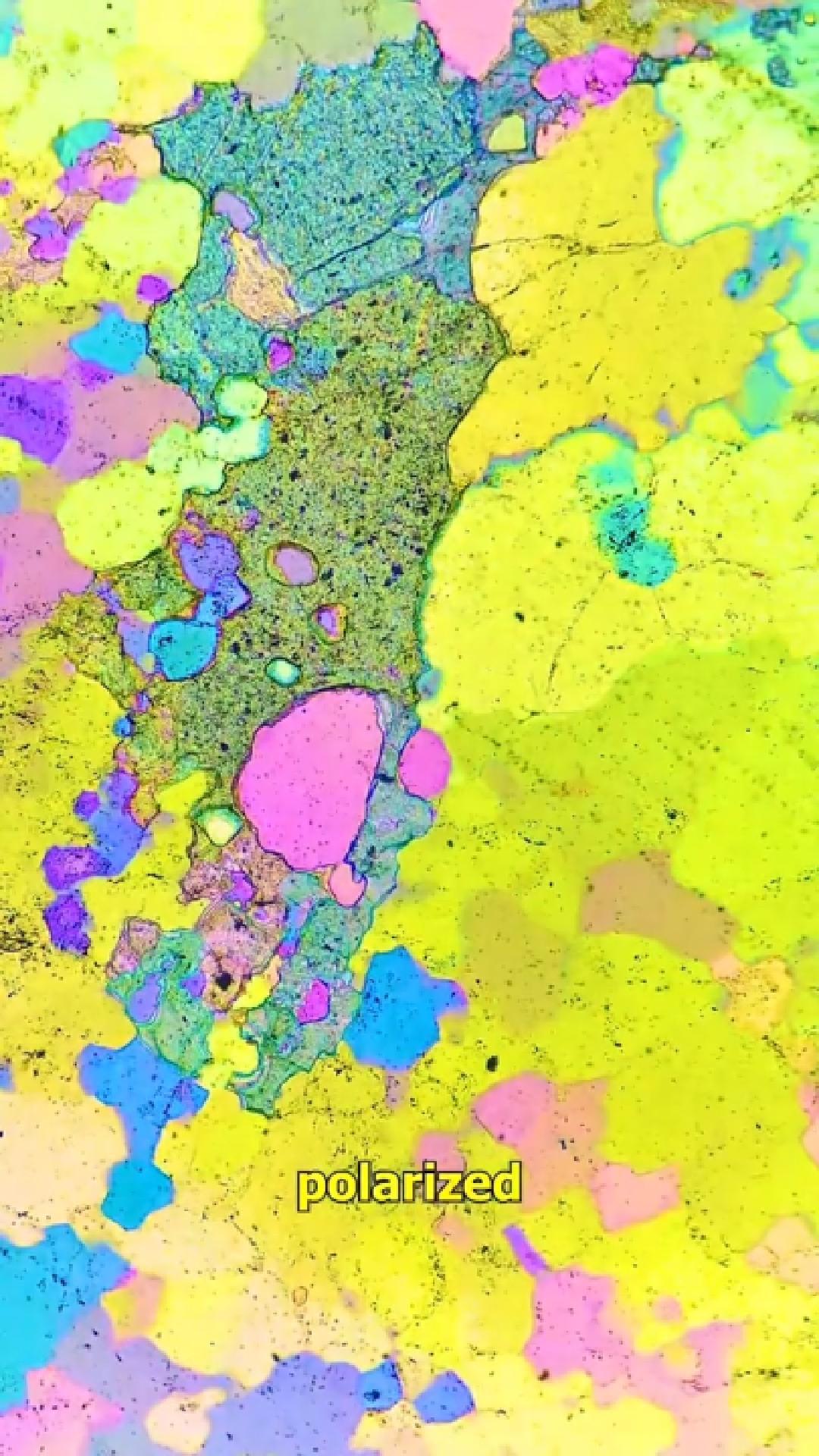 Under the microscope: The hidden colors inside a quartz crystal