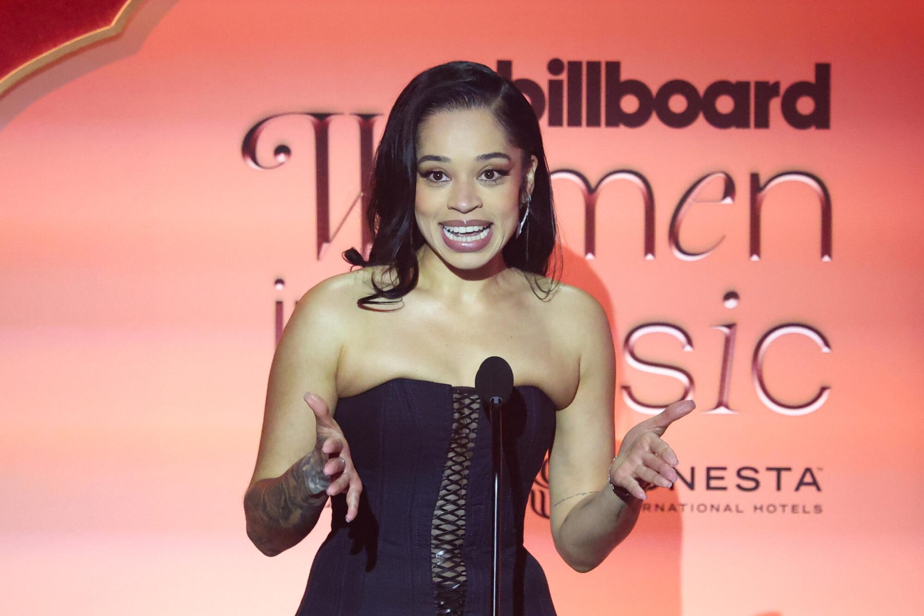 Ella Mai teases Do You Still Love Me tour: 'We want to step it up'